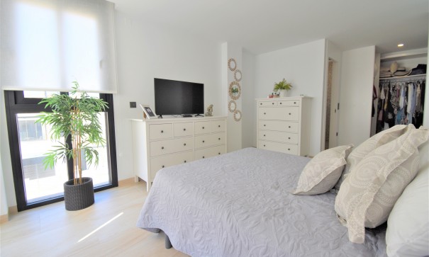 Revente - Villa Individuelle -
Orihuela Costa - Villamartin