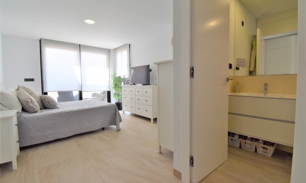 Revente - Villa Individuelle -
Orihuela Costa - Villamartin