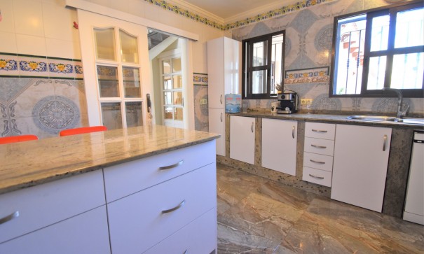 Revente - Villa Individuelle -
Orihuela Costa - Villamartin