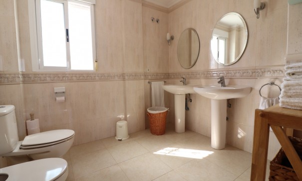 Återförsäljning - Fristående villa -
Algorfa - Lomas de La Juliana