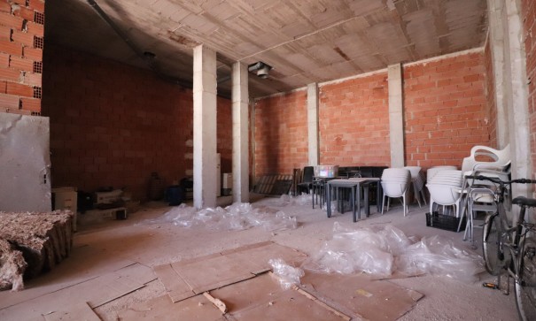 Videresalg - Kommerciel -
Los Montesinos - Laguna Green