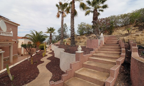 Venta - Chalet Independiente -
Algorfa - Lomas de La Juliana