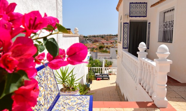 Herverkoop - Vrijstaande Villa -
Orihuela Costa - Villamartin