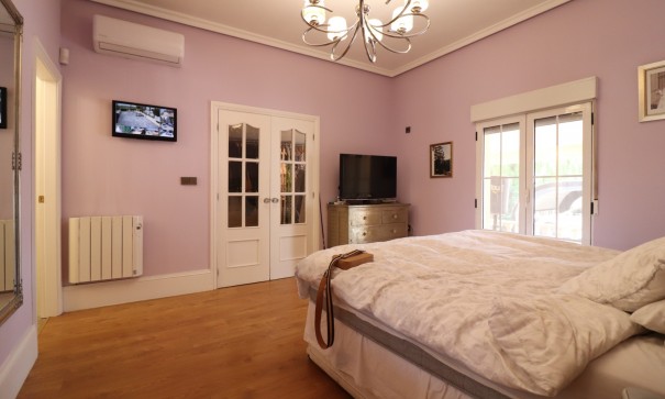 Videresalg - Finca landejendom -
Heredades - Heredades - Country