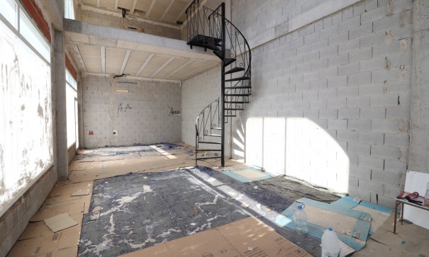 Revente - Commercial -
Benimar - Benimar II