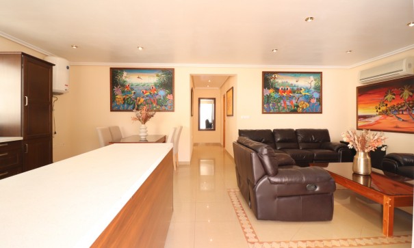 Sale - Detached Villa -
La Marina - La Escuera