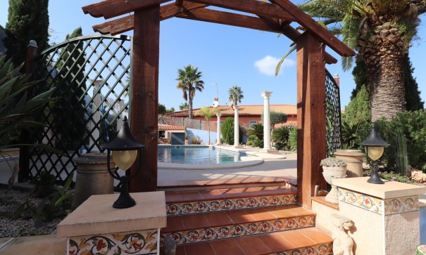 Sale - Detached Villa -
Algorfa - Lomas de La Juliana