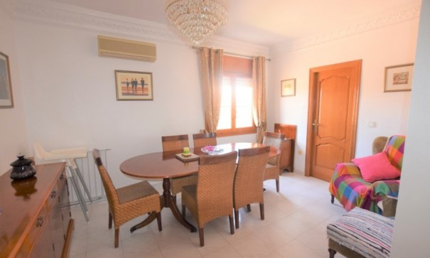 Videresalg - Fritliggende villa -
Ciudad Quesada - Rojales - Pueblo Bravo