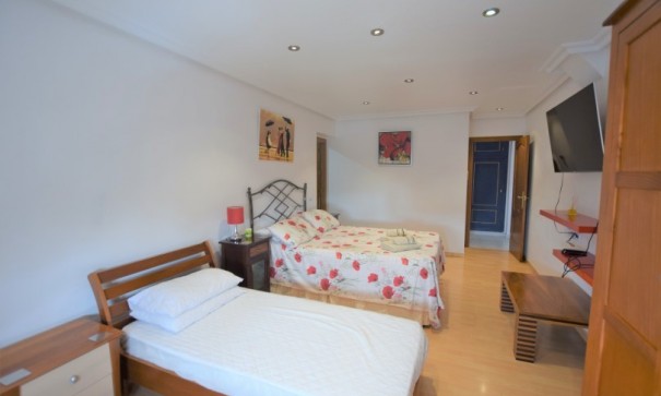 Videresalg - Fritliggende villa -
Ciudad Quesada - Rojales - Pueblo Bravo