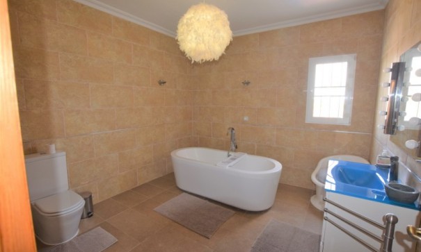 Videresalg - Fritliggende villa -
Ciudad Quesada - Rojales - Pueblo Bravo