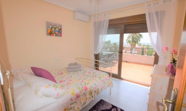 Videresalg - Fritliggende villa -
Ciudad Quesada - Rojales - Pueblo Bravo