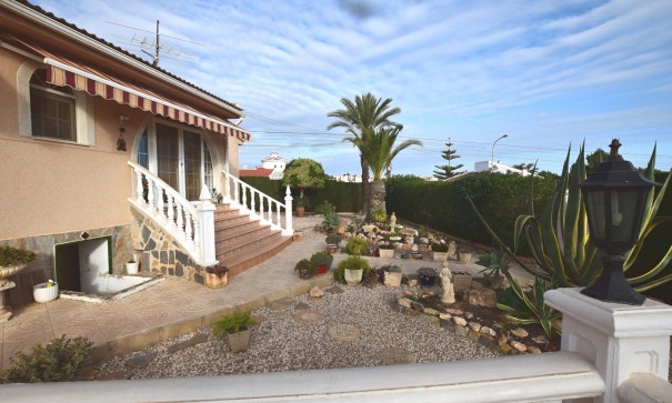 Återförsäljning - Fristående villa -
Ciudad Quesada - Rojales - Ciudad Quesada