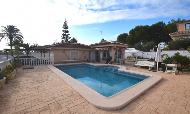 Återförsäljning - Fristående villa -
Ciudad Quesada - Rojales - Ciudad Quesada