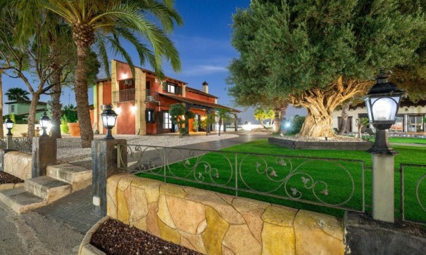 Venta - Chalet Independiente -
Catral - 0