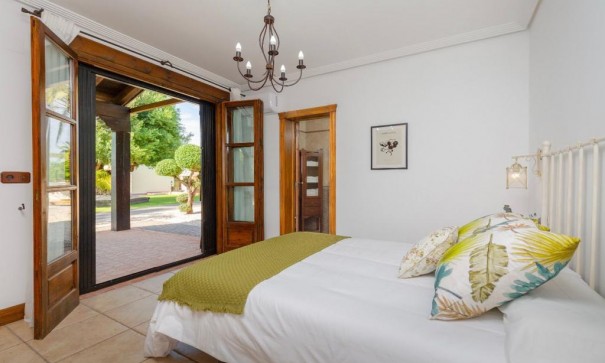 Venta - Chalet Independiente -
Catral - 0