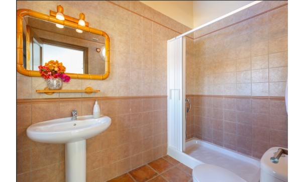 Venta - Chalet Independiente -
Catral - 0