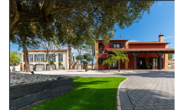 Venta - Chalet Independiente -
Catral - 0