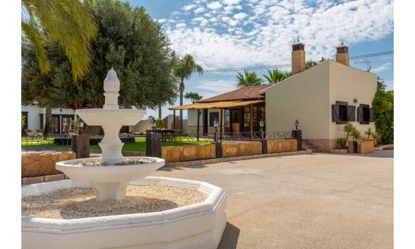 Venta - Chalet Independiente -
Catral - 0