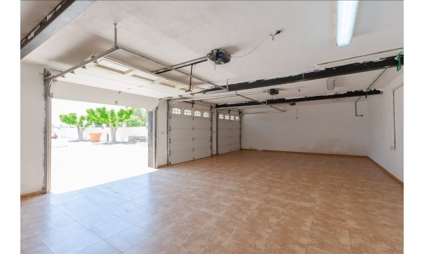 Venta - Chalet Independiente -
Catral - 0