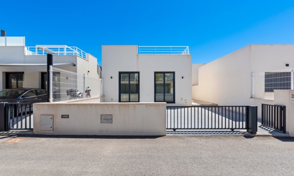 Sale - Detached Villa -
San Miguel de Salinas - Orihuela Costa