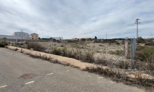 Sprzedaż - Działka Grunt -
Torremendo