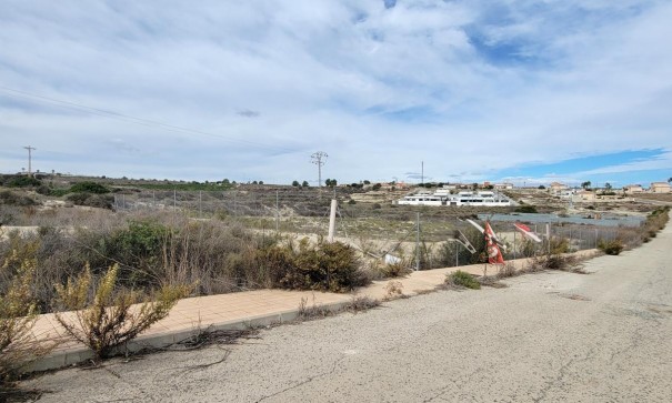 Sprzedaż - Działka Grunt -
Torremendo