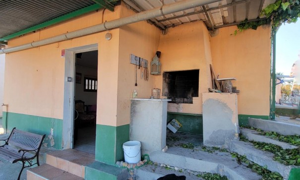 Videresalg - Finca landejendom -
San Miguel de Salinas