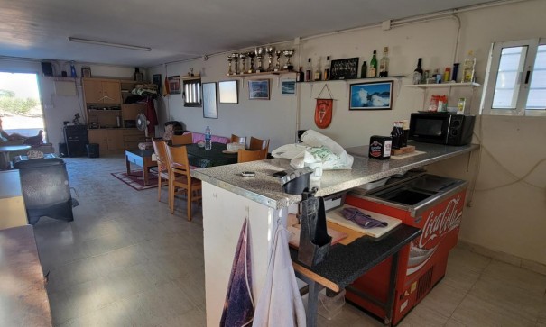 Videresalg - Finca landejendom -
San Miguel de Salinas