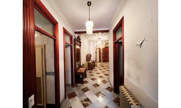 Videresalg - Byhus -
Aspe