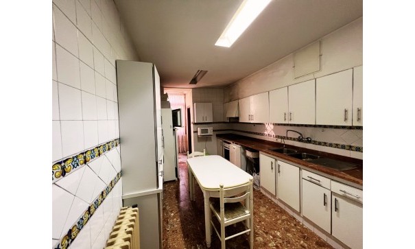 Videresalg - Byhus -
Aspe