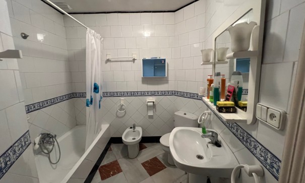 Videresalg - Byhus -
Aspe