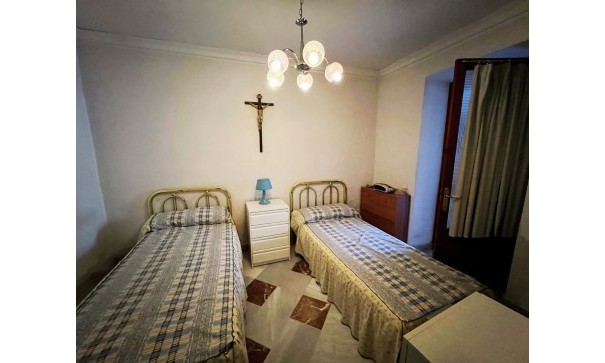 Videresalg - Byhus -
Aspe