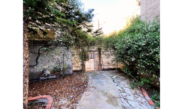 Videresalg - Byhus -
Aspe