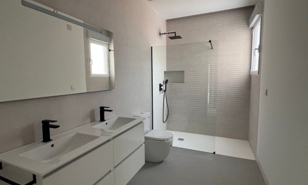 New Build - Freistehende Villa -
Macisvenda