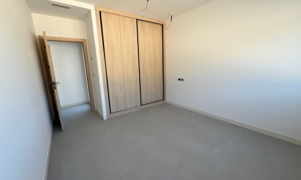 New Build - Freistehende Villa -
Macisvenda