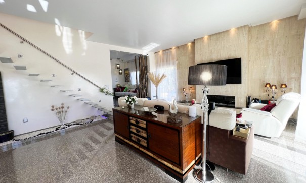 Sale - Detached Villa -
Novelda