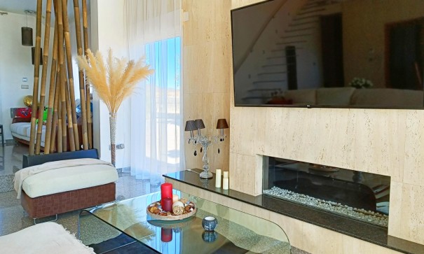 Sale - Detached Villa -
Novelda