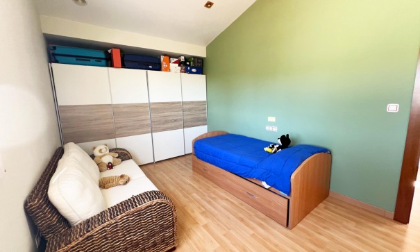 Sale - Detached Villa -
Novelda