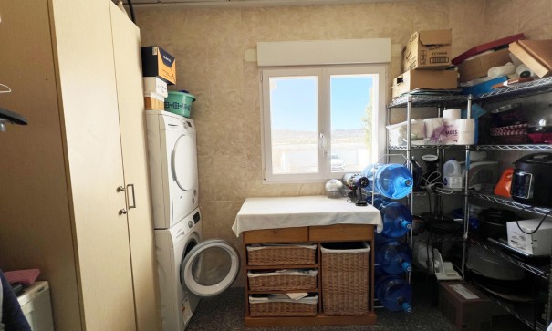 Sale - Detached Villa -
Novelda