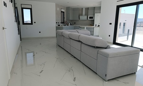 Obra Nueva - Chalet Independiente -
Pinoso