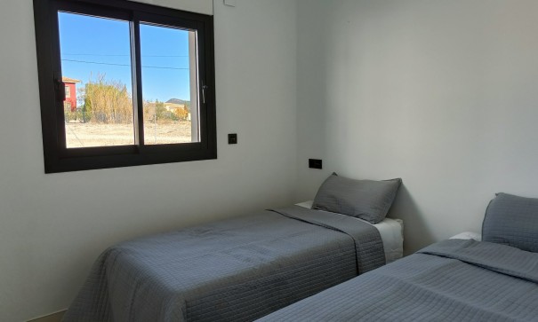 Obra Nueva - Chalet Independiente -
Pinoso