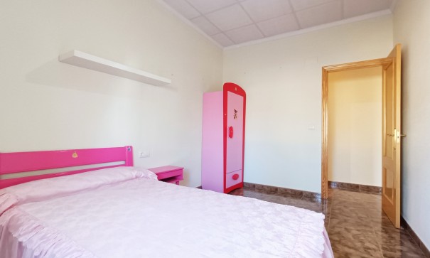 Resale - Stadthaus -
Barbarroja