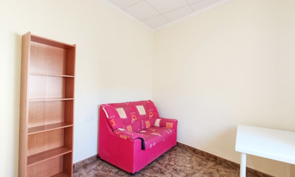 Resale - Stadthaus -
Barbarroja