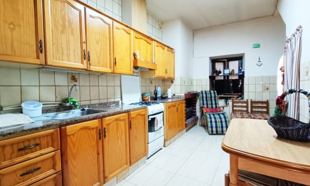 Videresalg - Byhus -
Hondón de los Fráiles