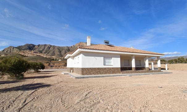 New Build - Freistehende Villa -
Macisvenda