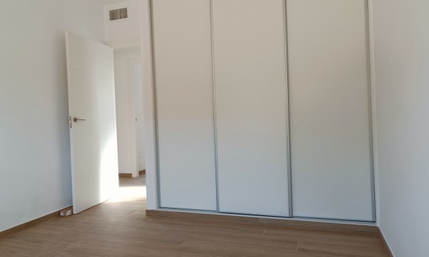 New Build - Freistehende Villa -
Macisvenda