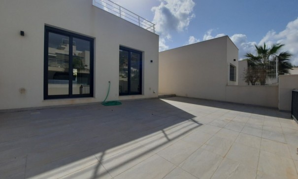 Återförsäljning - Fristående villa -
San Miguel de Salinas