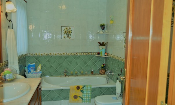 Venta - Chalet Independiente -
Los Montesinos