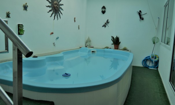 Venta - Chalet Independiente -
Los Montesinos