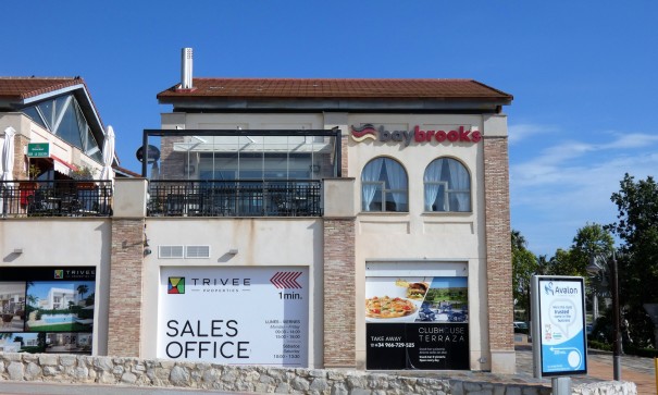 Sale - Commercial -
La Finca Golf - Algorfa